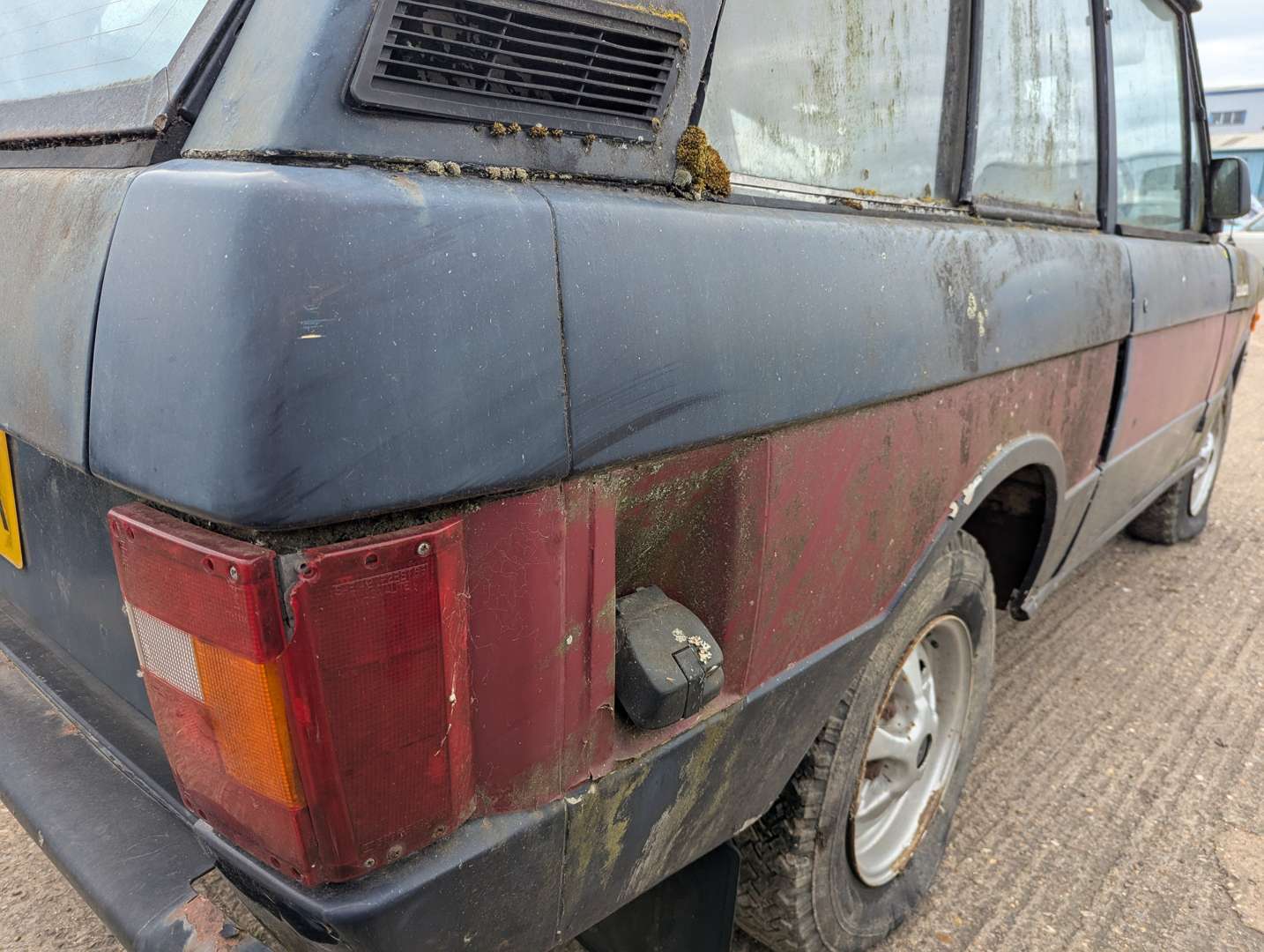 <p>1972 RANGE ROVER CLASSIC</p>