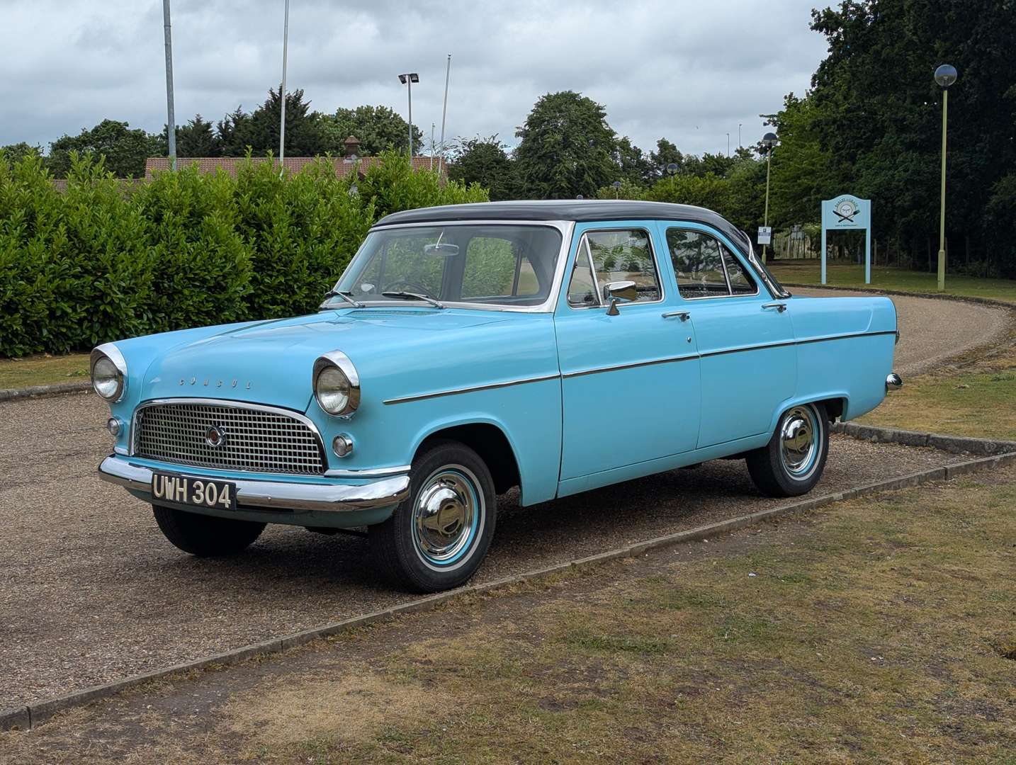 <p>1961 FORD CONSUL MKII 375</p>