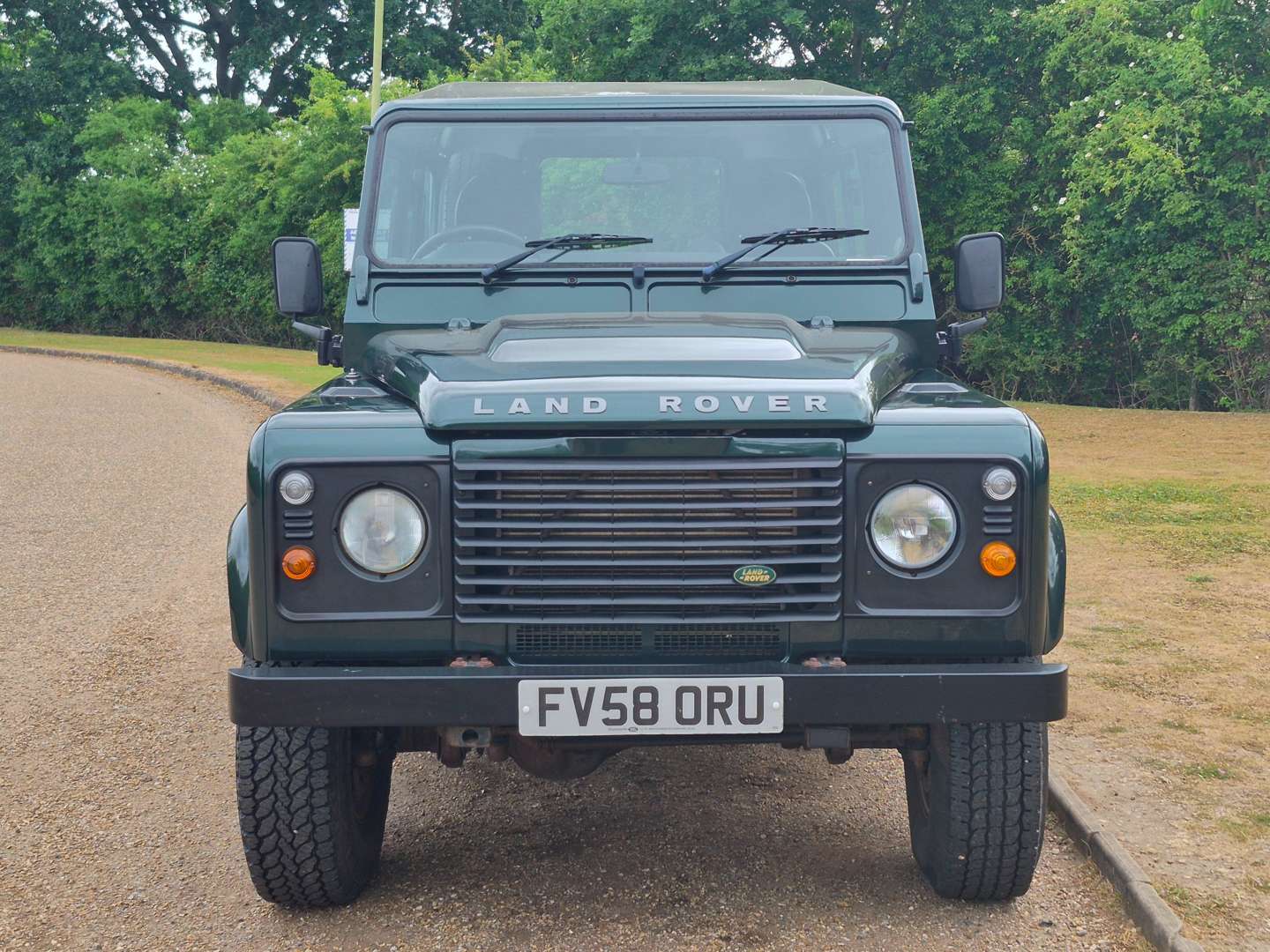 <p>2009 LAND ROVER DEFENDER 90 COUNTY HY SWB</p>