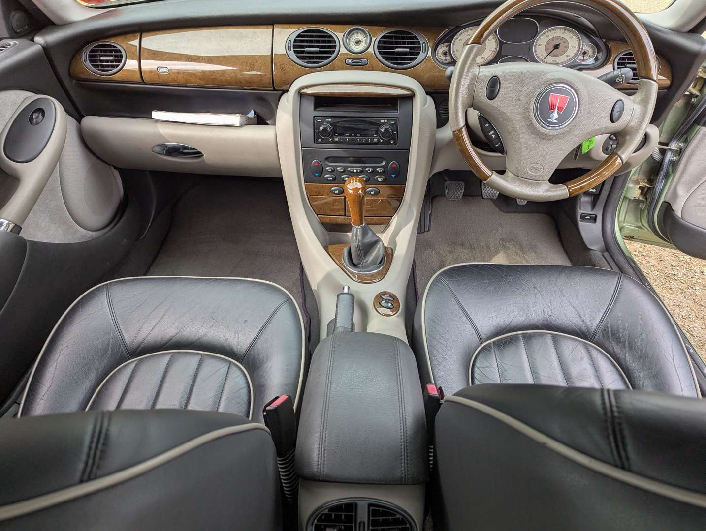 <p>2004 ROVER 75 CONNOISSEUR 1.8 SE</p>