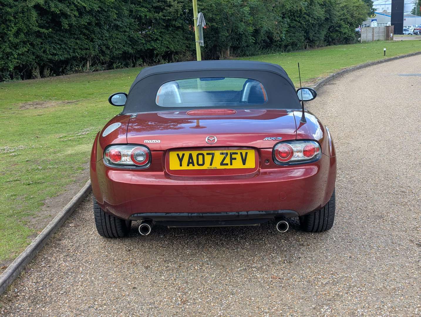 <p>2007 MAZDA MX-5 SPORT</p>