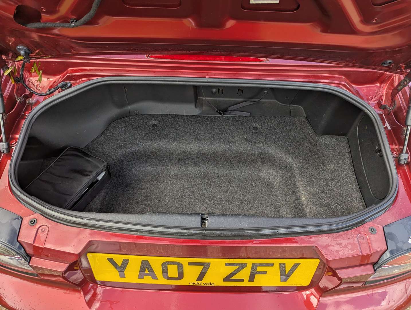<p>2007 MAZDA MX-5 SPORT</p>