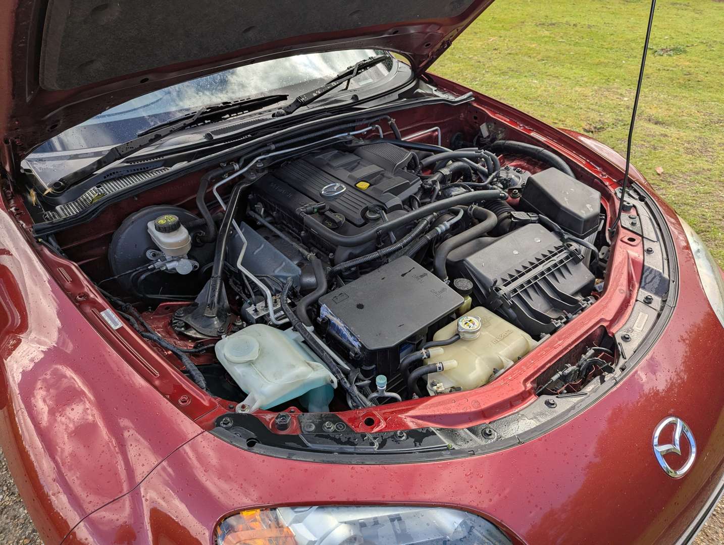 <p>2007 MAZDA MX-5 SPORT</p>