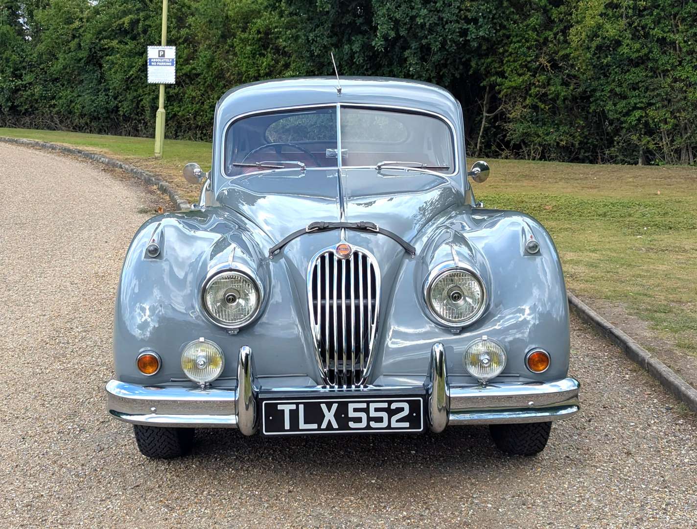 <p>1956 JAGUAR XK140 FHC</p>