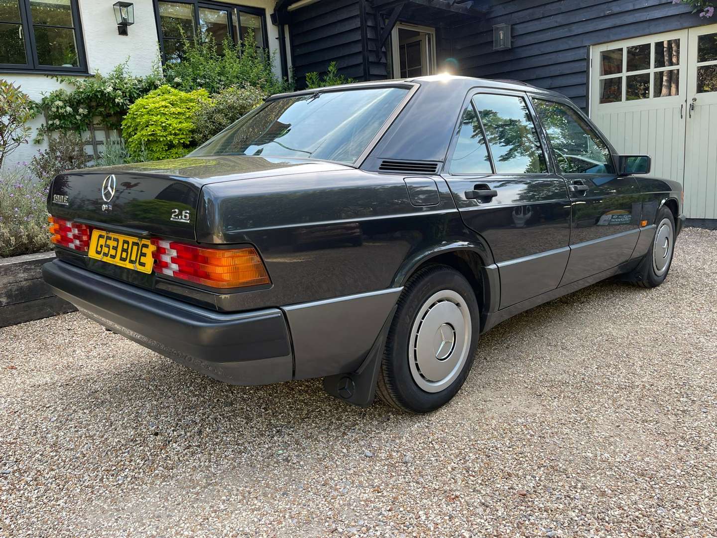 <p>1990 MERCEDES 190E 2.6 AUTO</p>