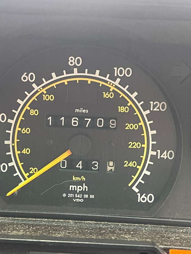 <p>1990 MERCEDES 190E 2.6 AUTO</p>