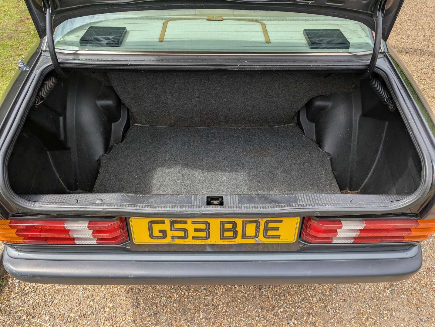 <p>1990 MERCEDES 190E 2.6 AUTO</p>
