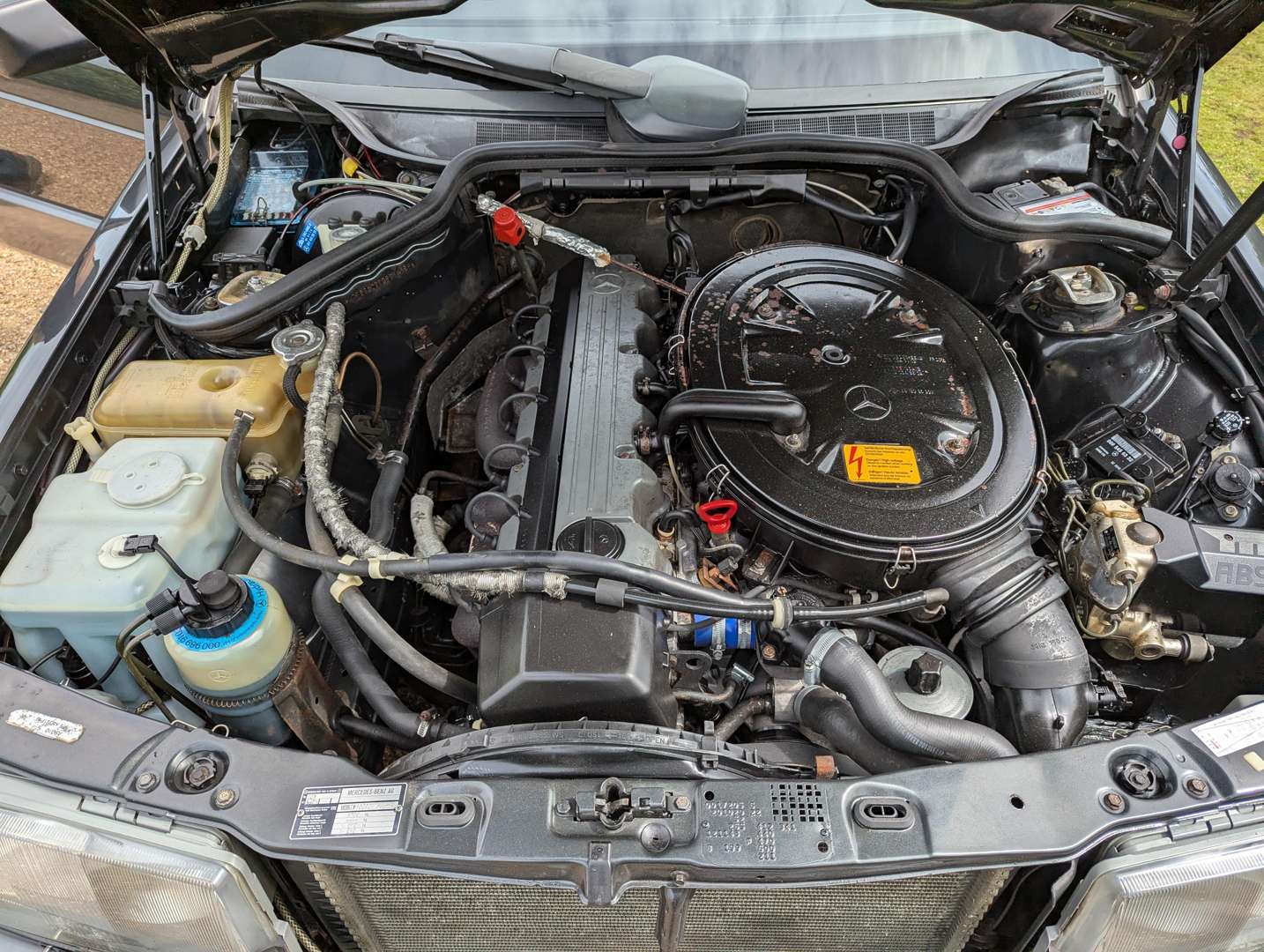 <p>1990 MERCEDES 190E 2.6 AUTO</p>