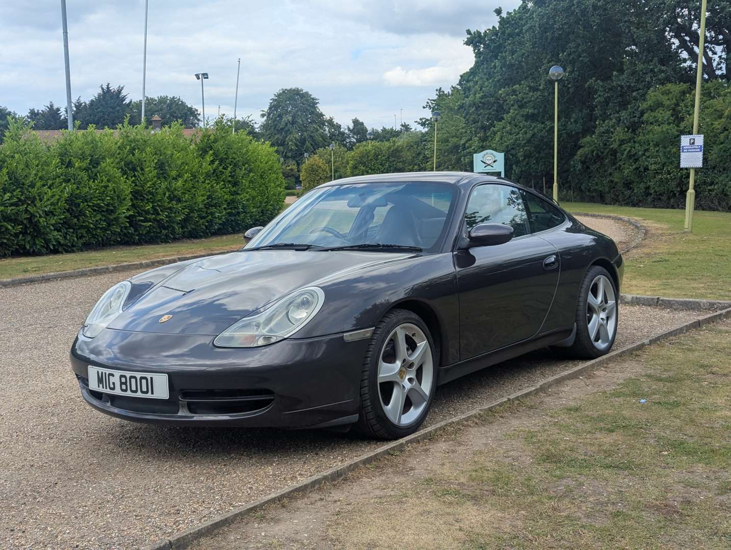 <p>2001 PORSCHE 911 996 CARRERA 4</p>
