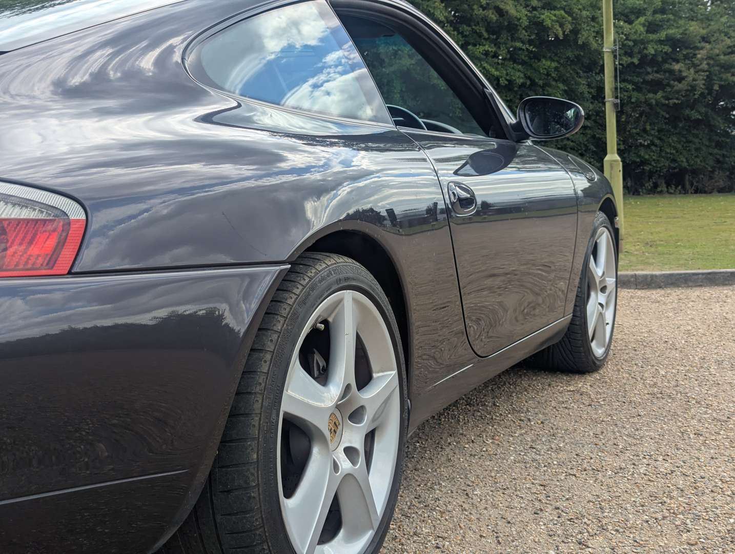 <p>2001 PORSCHE 911 996 CARRERA 4</p>