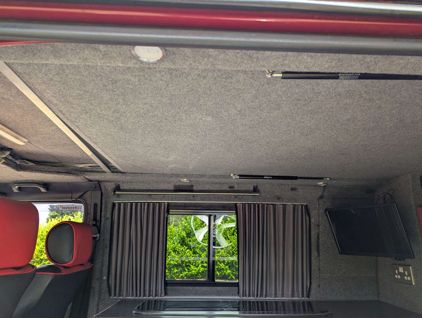 <p>1999 VW T4 CAMPER</p>