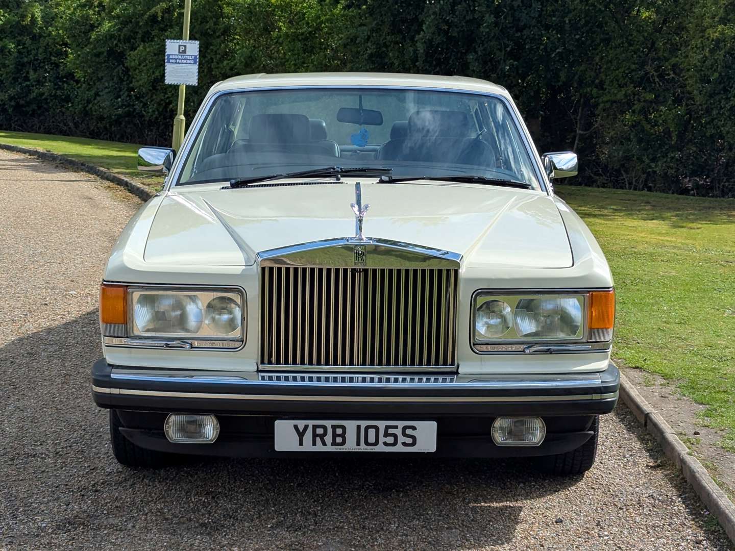 <p>1983 ROLLS ROYCE SILVER SPIRIT</p>