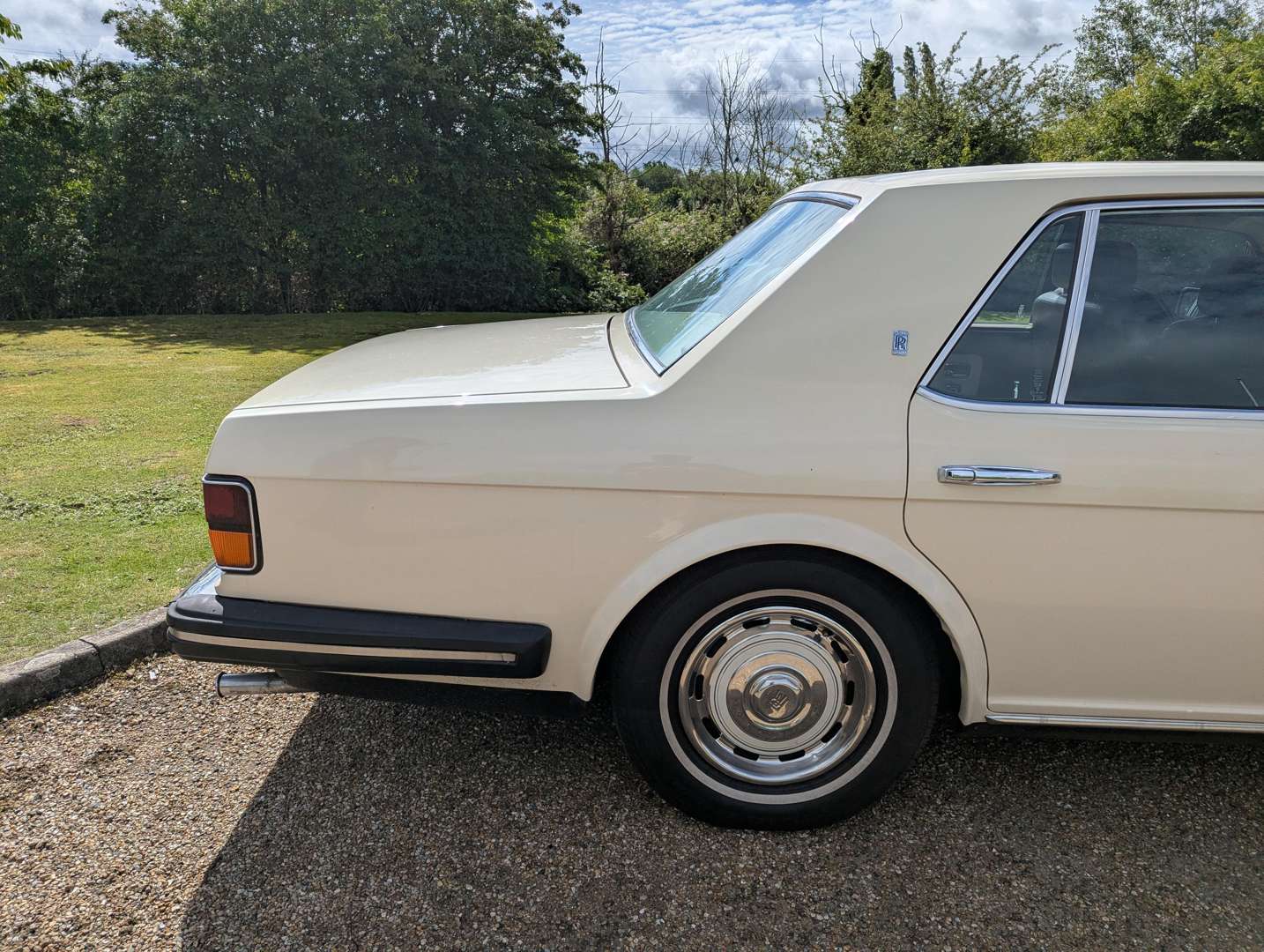 <p>1983 ROLLS ROYCE SILVER SPIRIT</p>