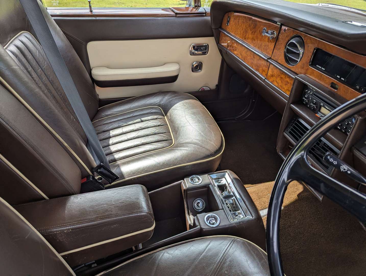 <p>1983 ROLLS ROYCE SILVER SPIRIT</p>
