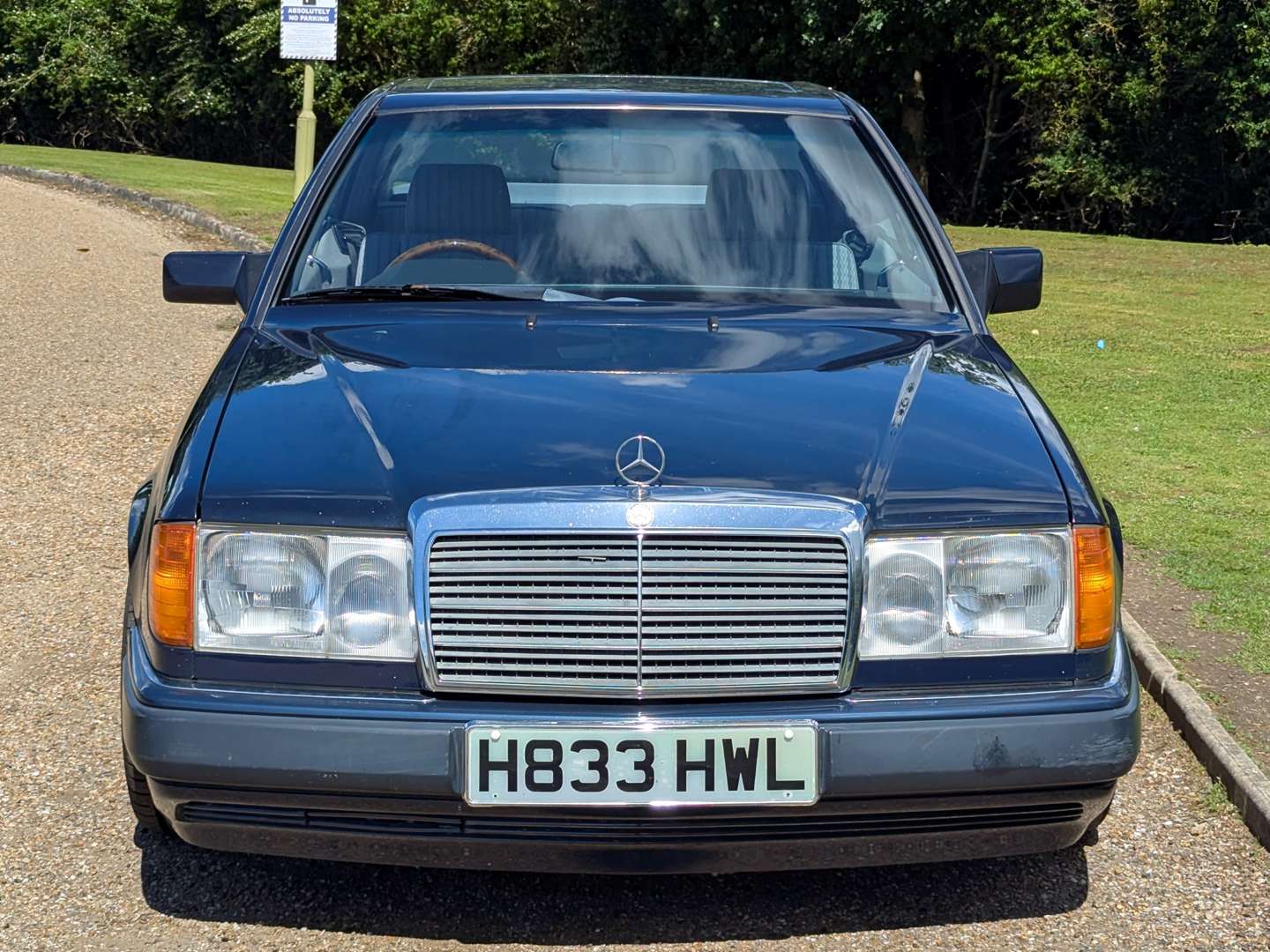 <p>1991 MERCEDES W124 230CE AUTO</p>
