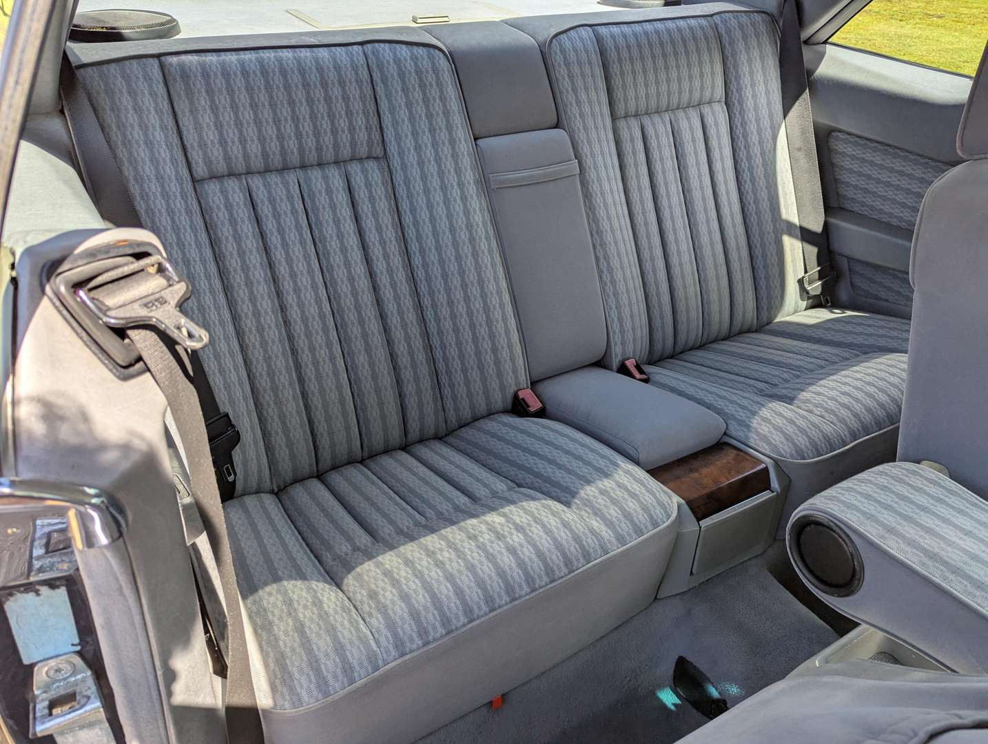 <p>1991 MERCEDES W124 230CE AUTO</p>