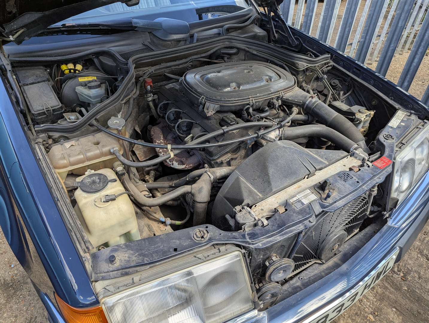 <p>1991 MERCEDES W124 230CE AUTO</p>