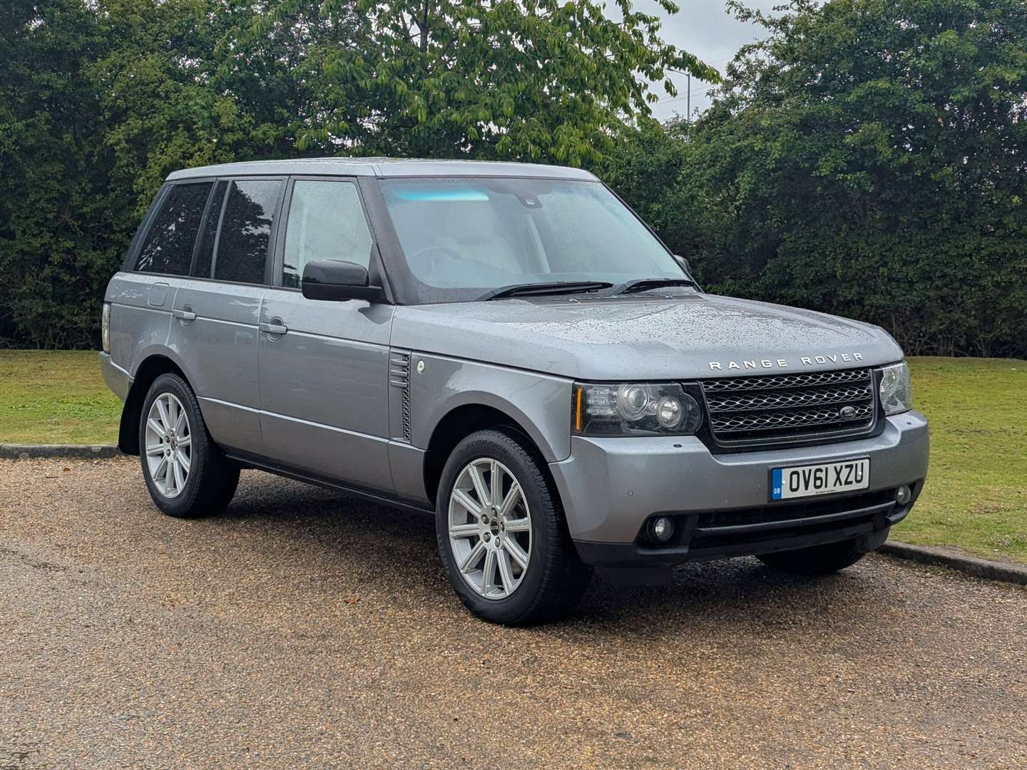 <p>2011 RANGE ROVER VOGUE SE TDV8</p>