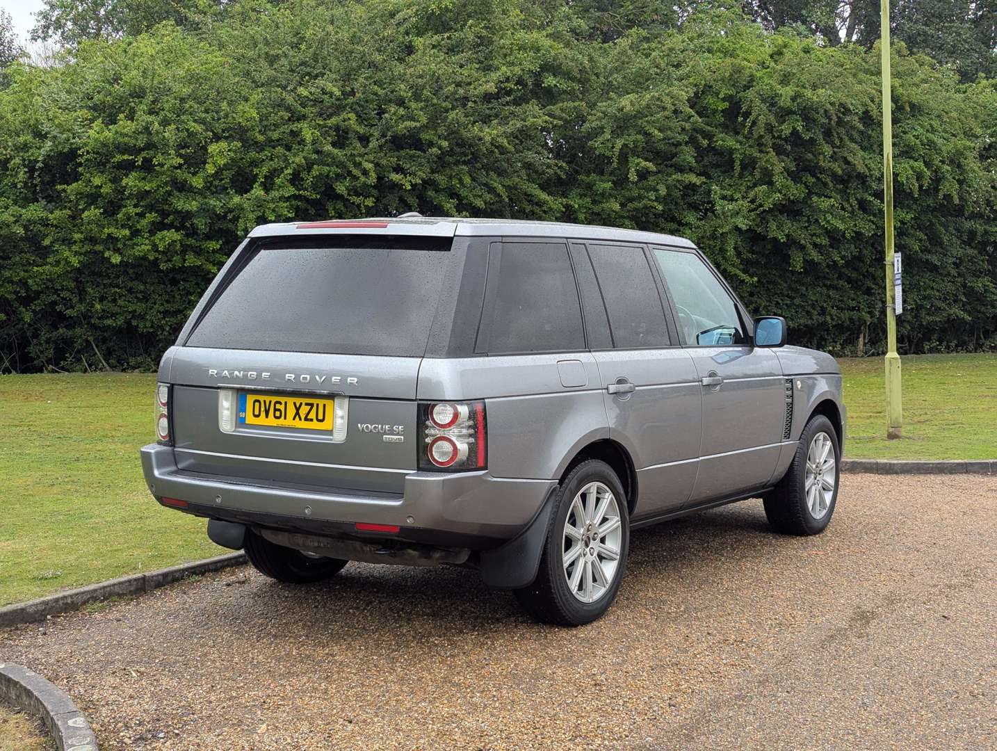 <p>2011 RANGE ROVER VOGUE SE TDV8</p>