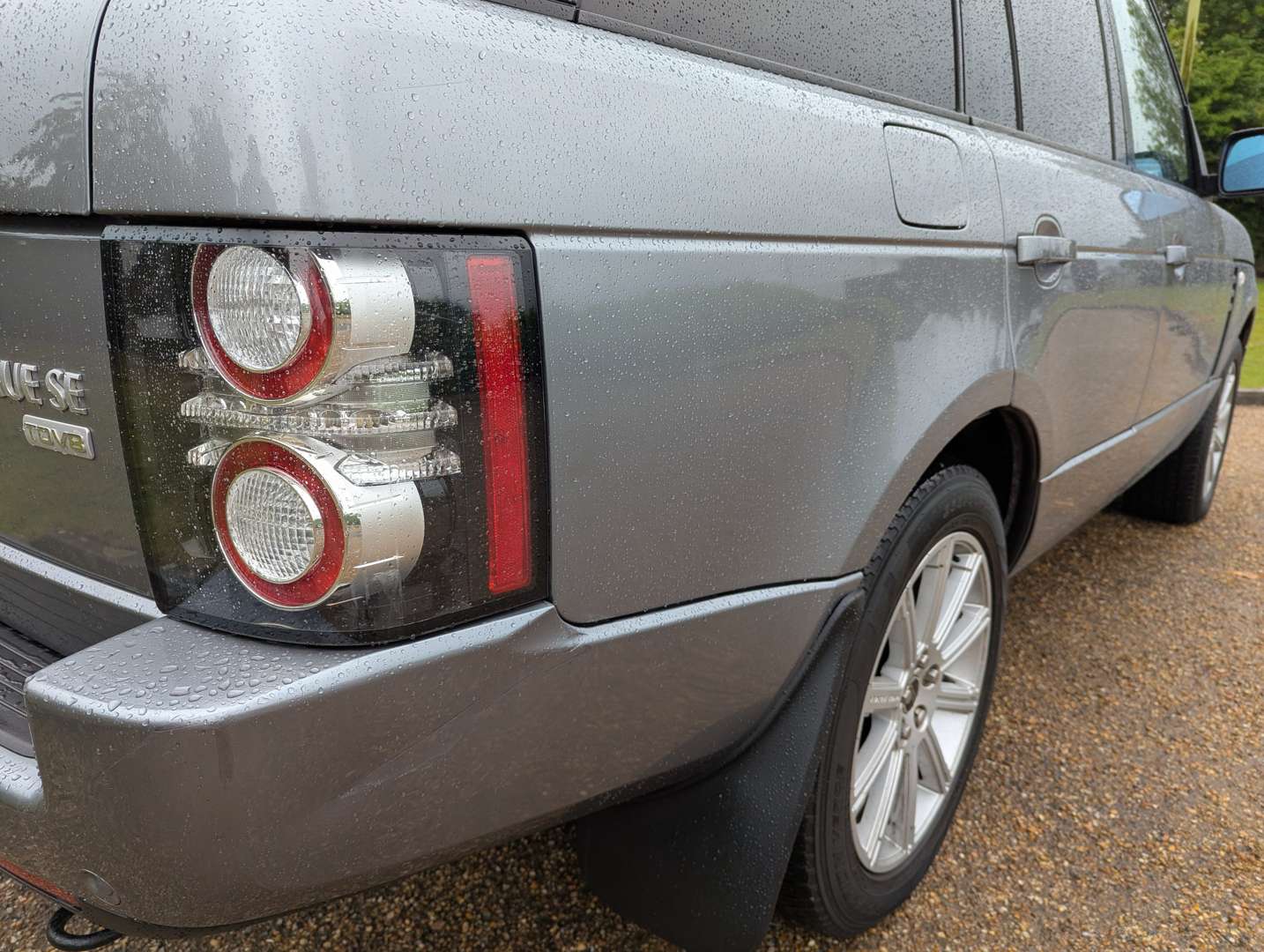 <p>2011 RANGE ROVER VOGUE SE TDV8</p>