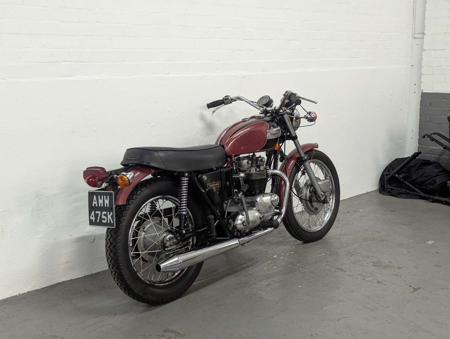 <p>1972 TRIUMPH TIGER TR6</p>