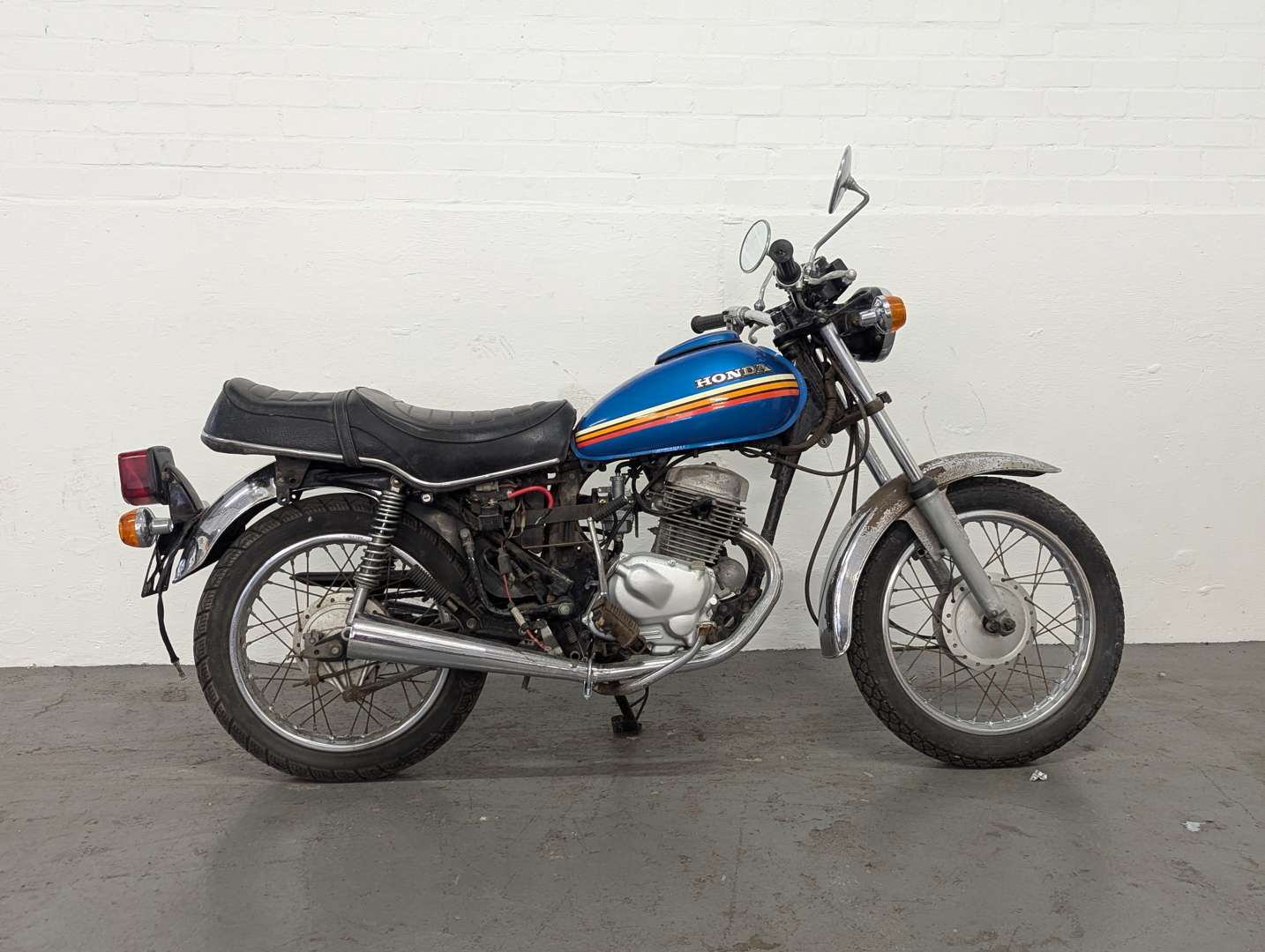 <p>1981 HONDA CM200T</p>