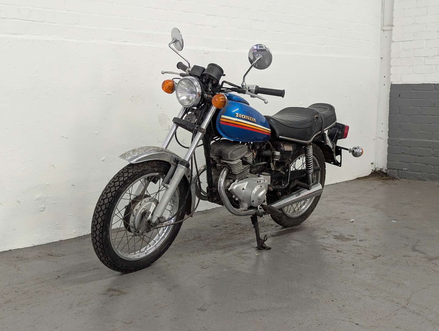 <p>1981 HONDA CM200T</p>
