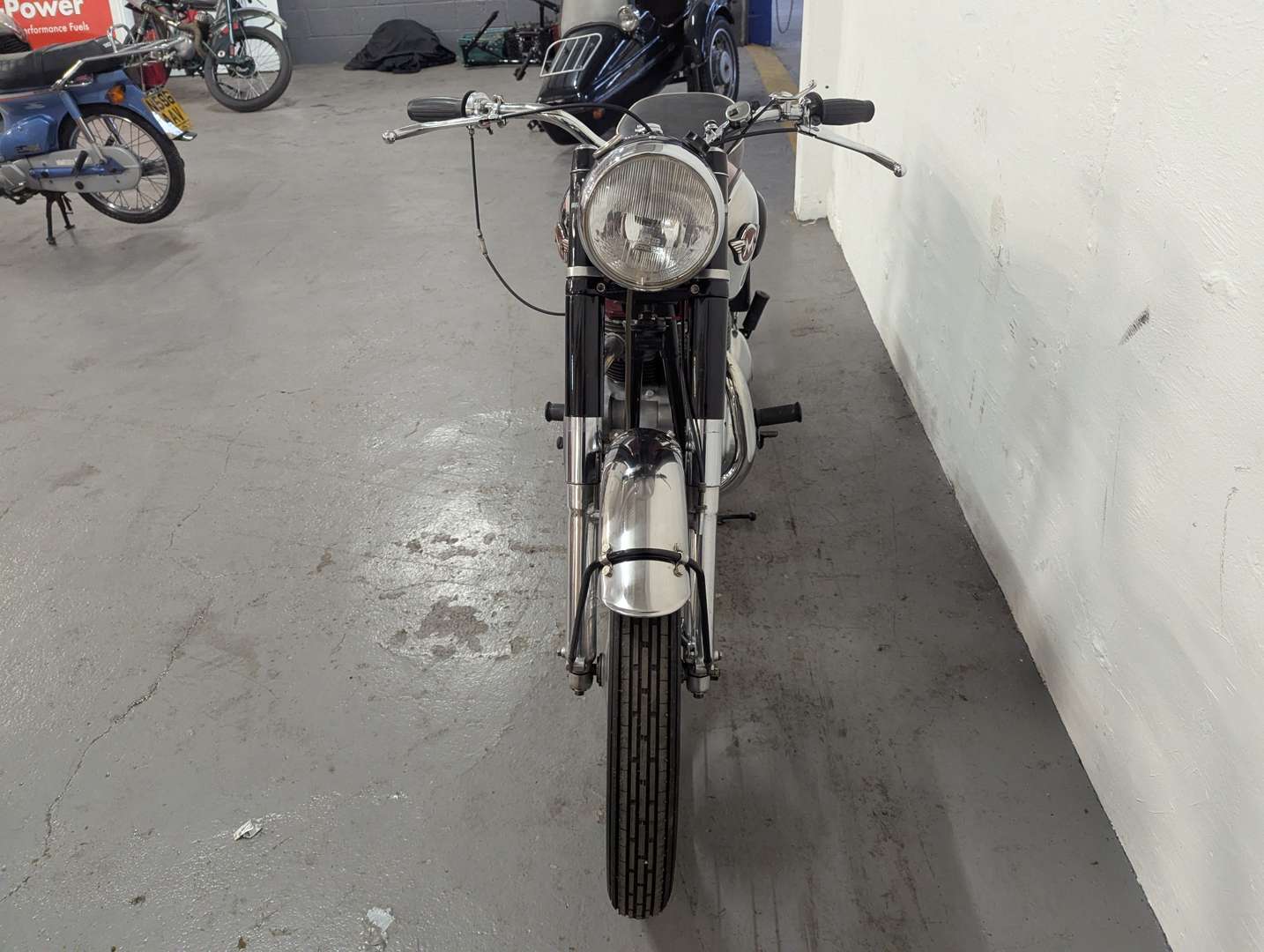 <p>1962 MATCHLESS G12 650 CSR</p>