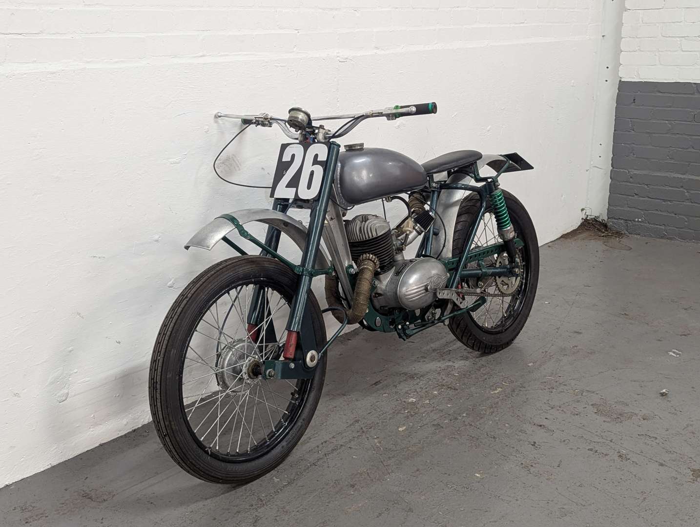 <p>1960 GREEVES 197CC</p>