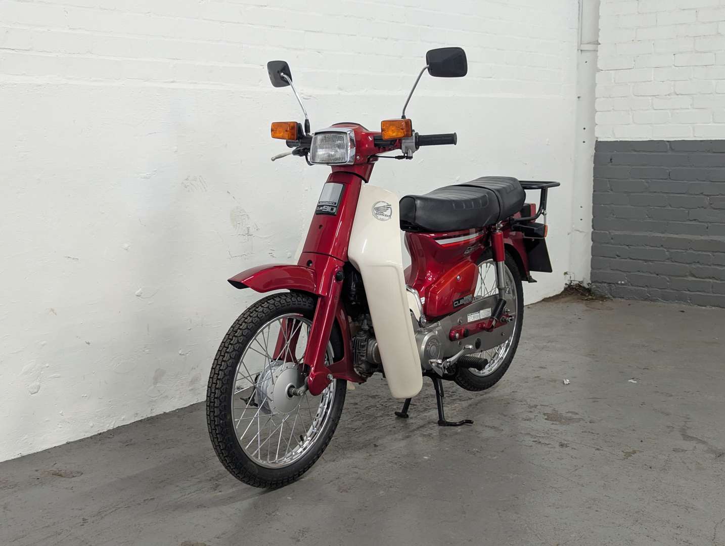 <p>1997 HONDA C90M</p>
