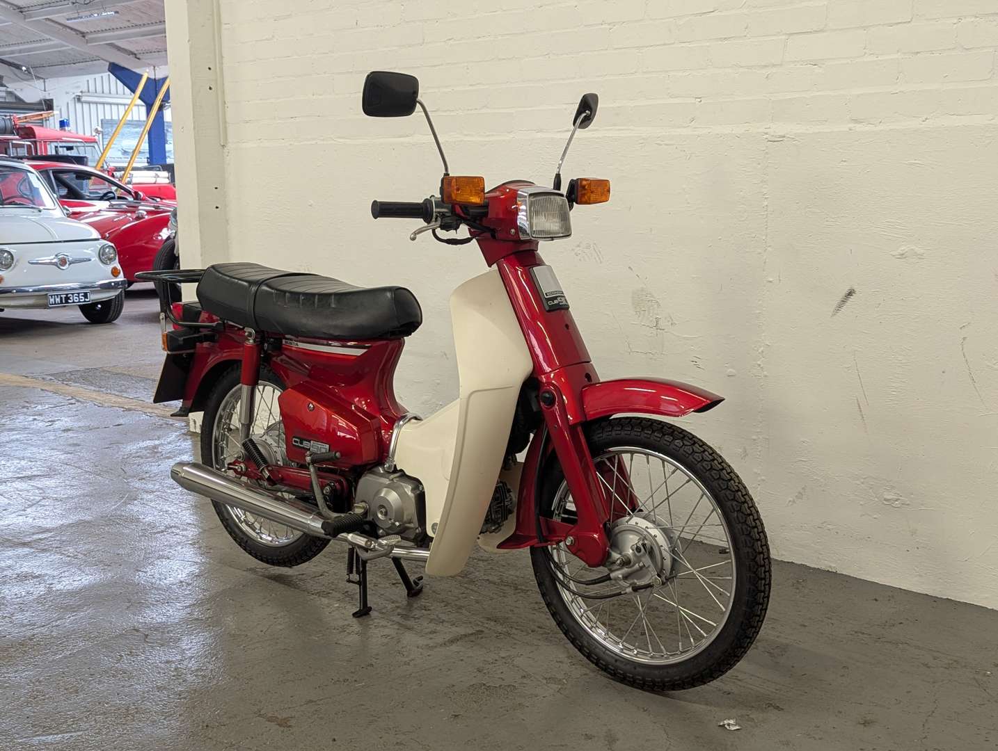 <p>1997 HONDA C90M</p>