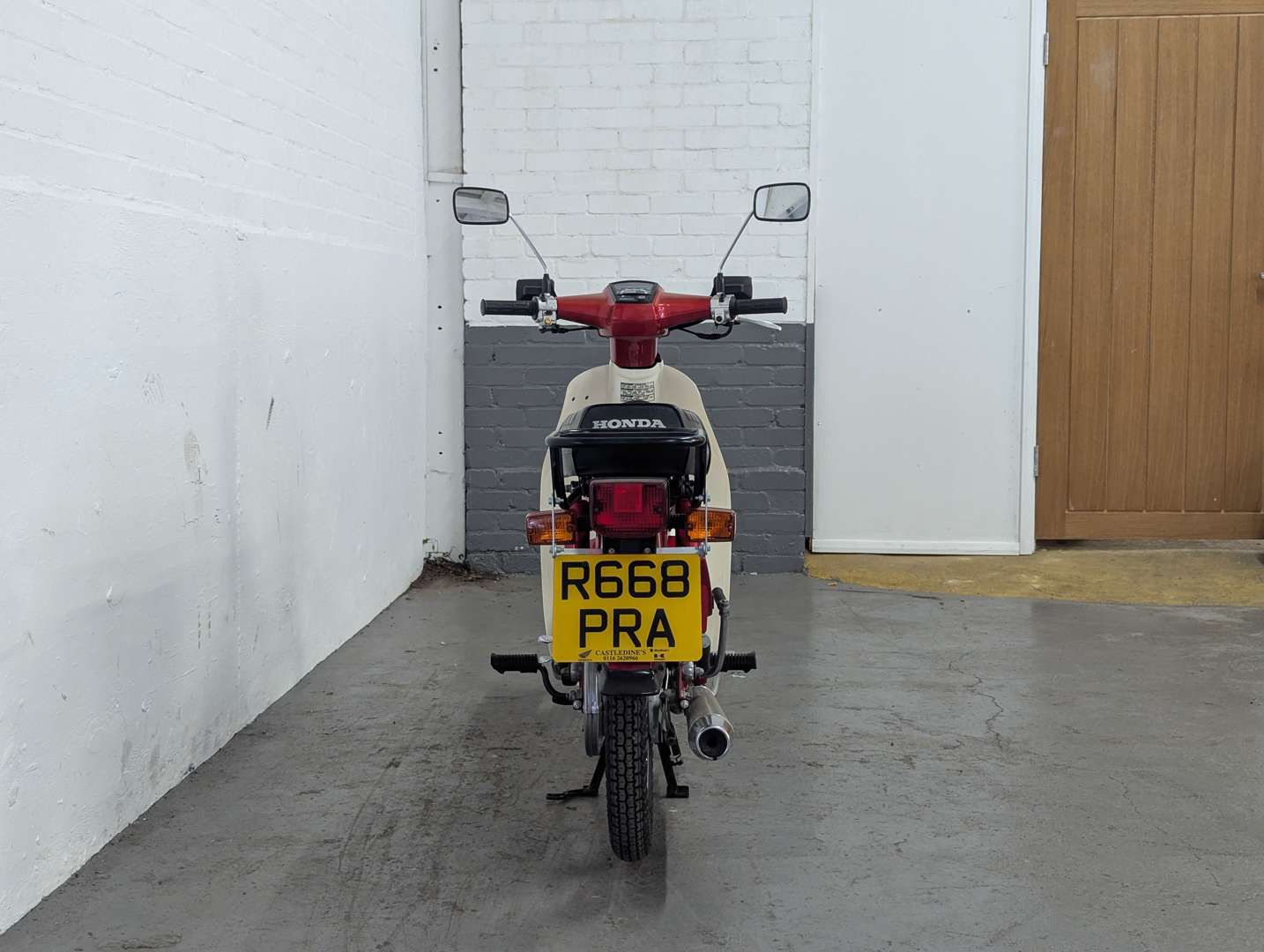 <p>1997 HONDA C90M</p>