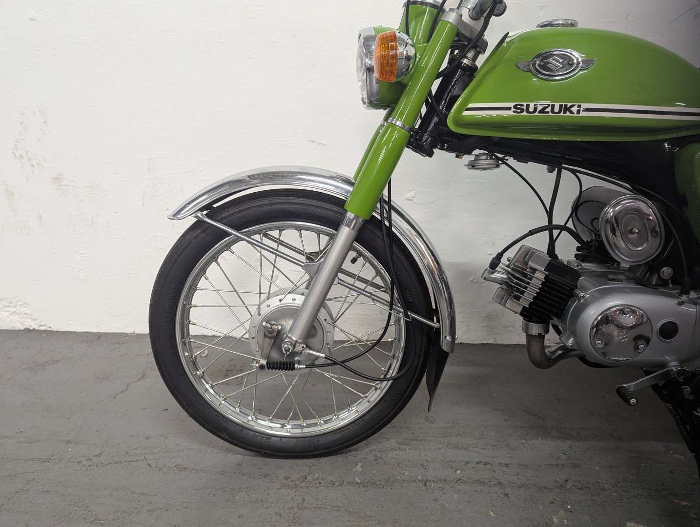 <p>1973 SUZUKI AP50</p>