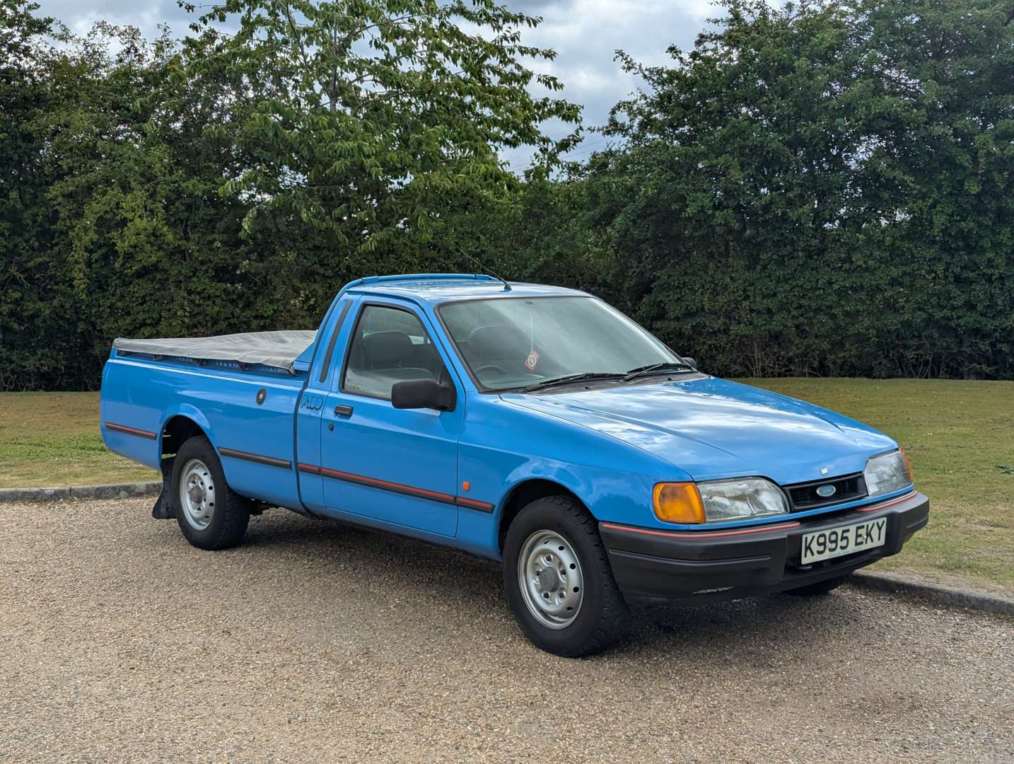 <p>1992 FORD P100 TURBO DIESEL</p>