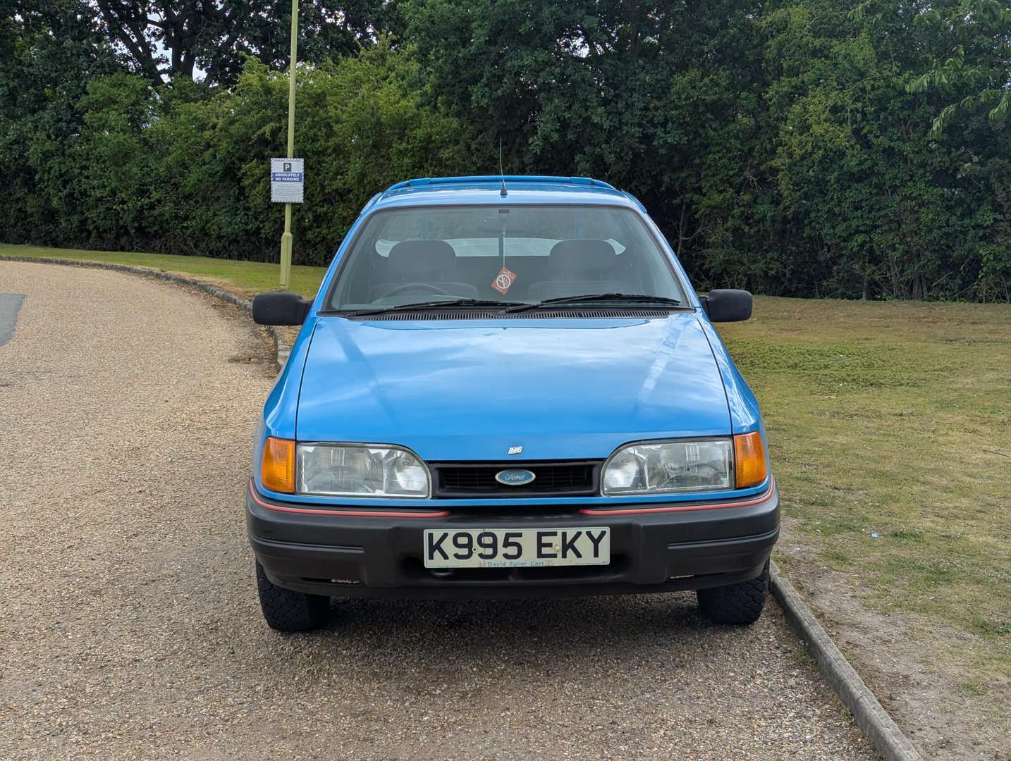 <p>1992 FORD P100 TURBO DIESEL</p>