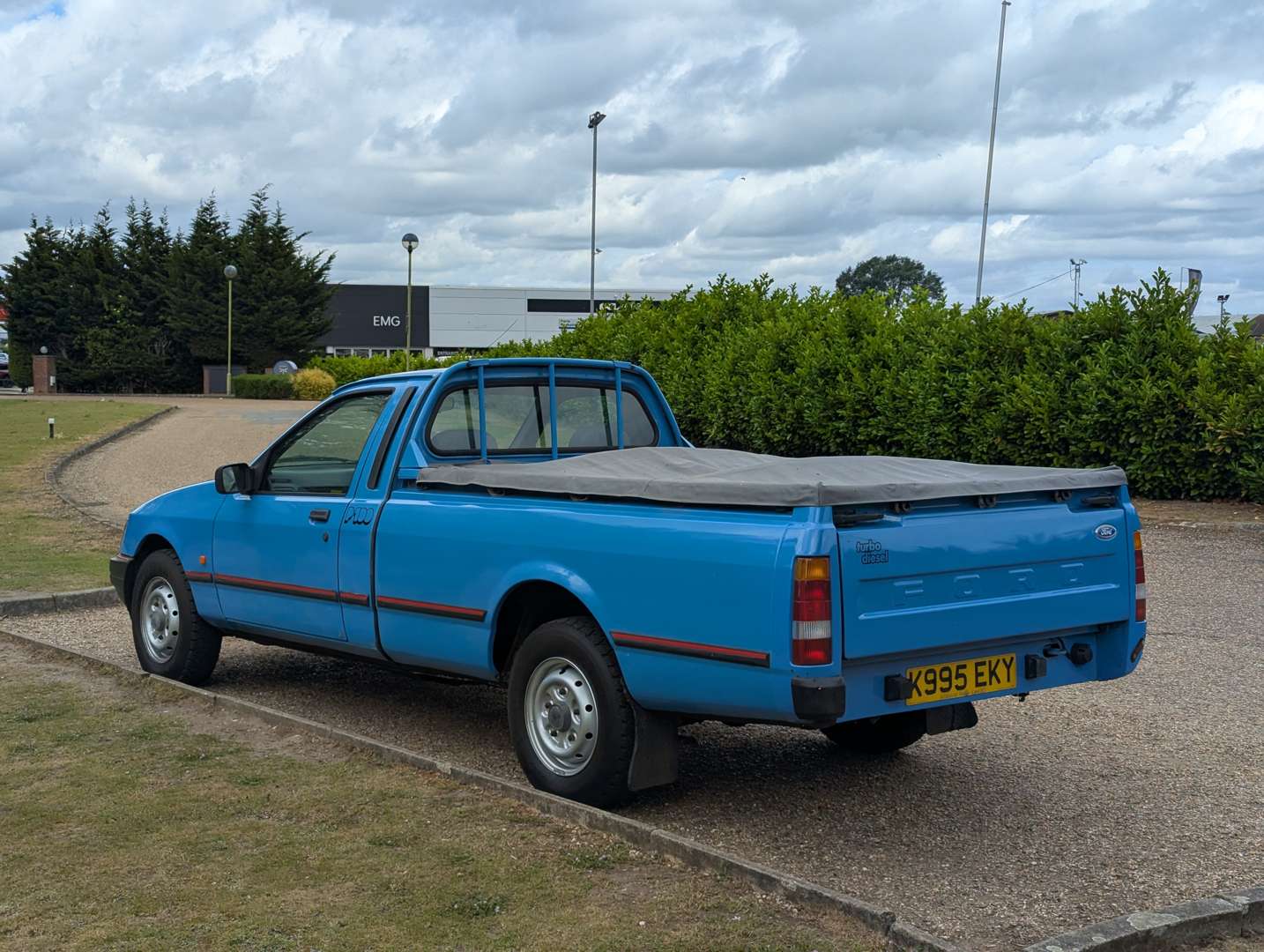 <p>1992 FORD P100 TURBO DIESEL</p>