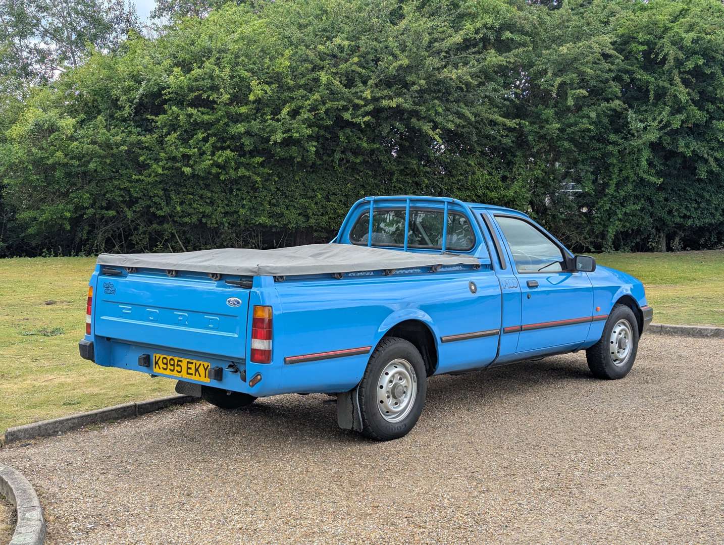 <p>1992 FORD P100 TURBO DIESEL</p>