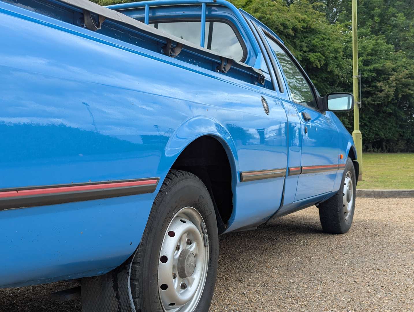 <p>1992 FORD P100 TURBO DIESEL</p>
