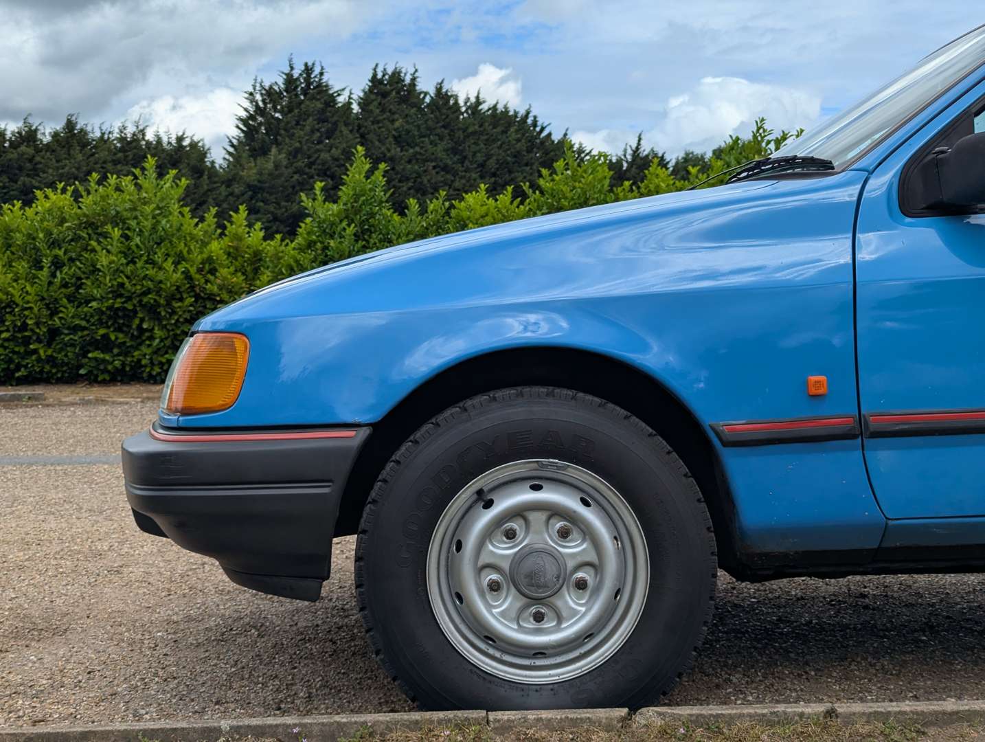 <p>1992 FORD P100 TURBO DIESEL</p>