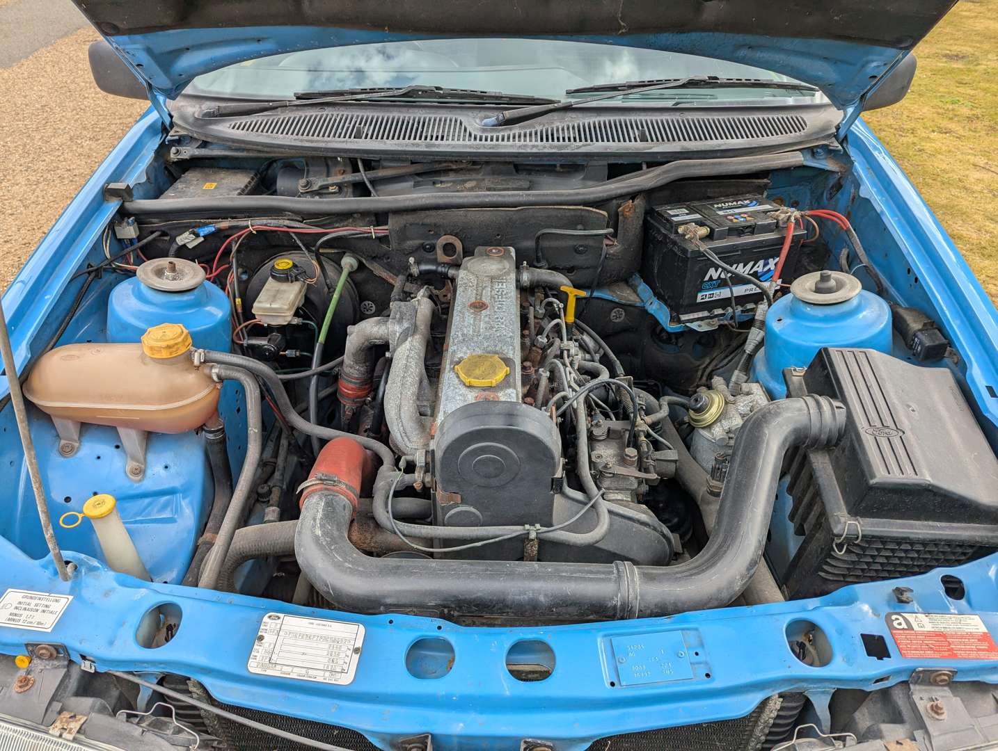 <p>1992 FORD P100 TURBO DIESEL</p>