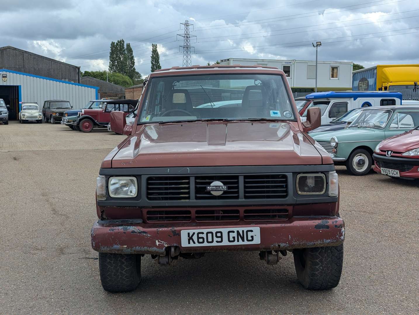 <p>1992 NISSAN PATROL HT DIESEL</p>