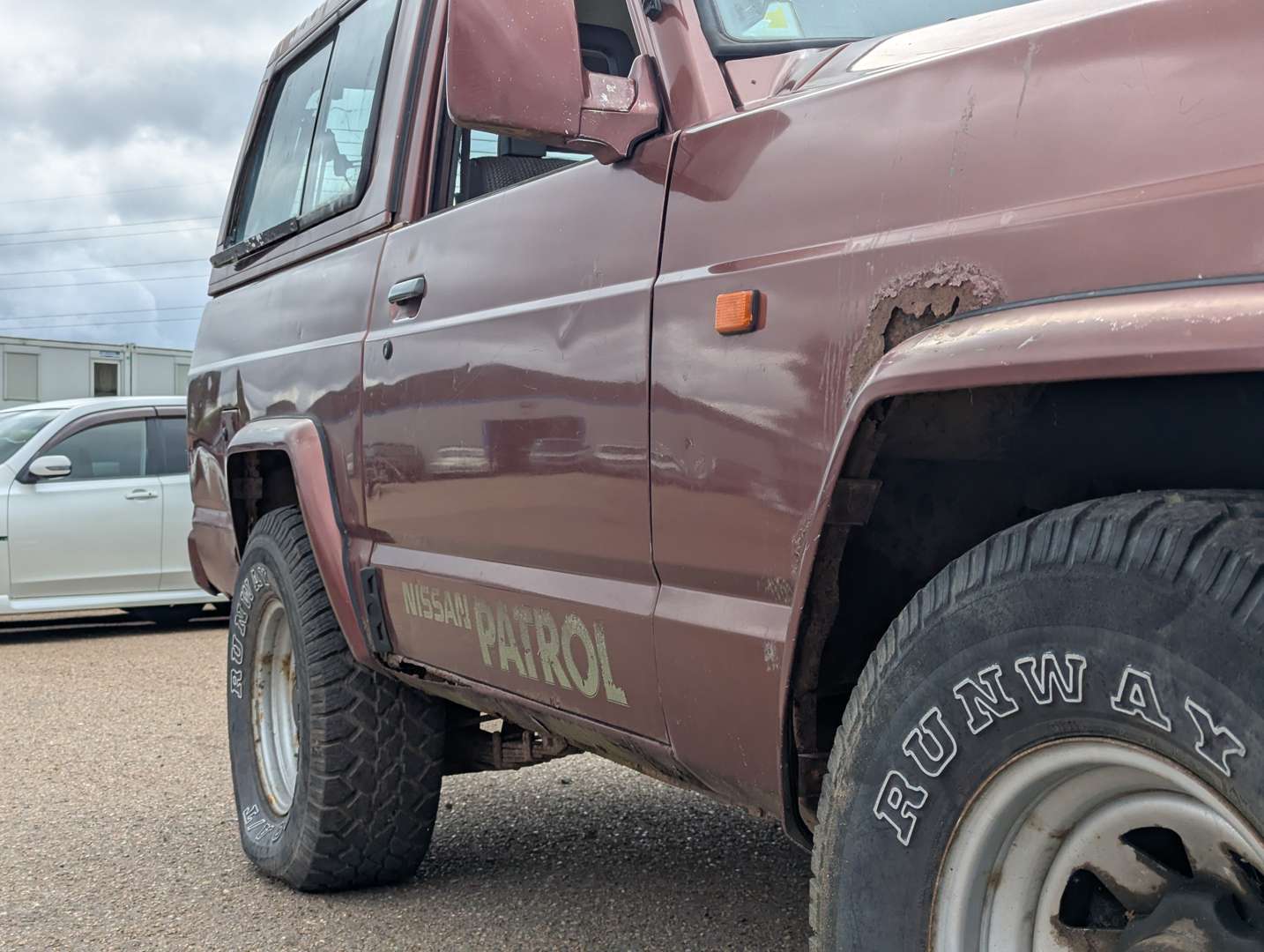 <p>1992 NISSAN PATROL HT DIESEL</p>
