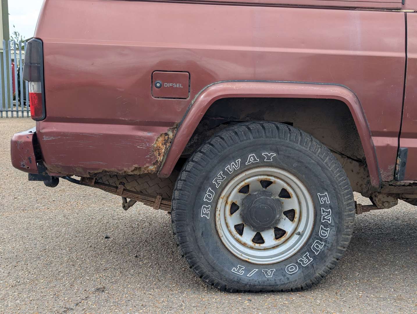 <p>1992 NISSAN PATROL HT DIESEL</p>