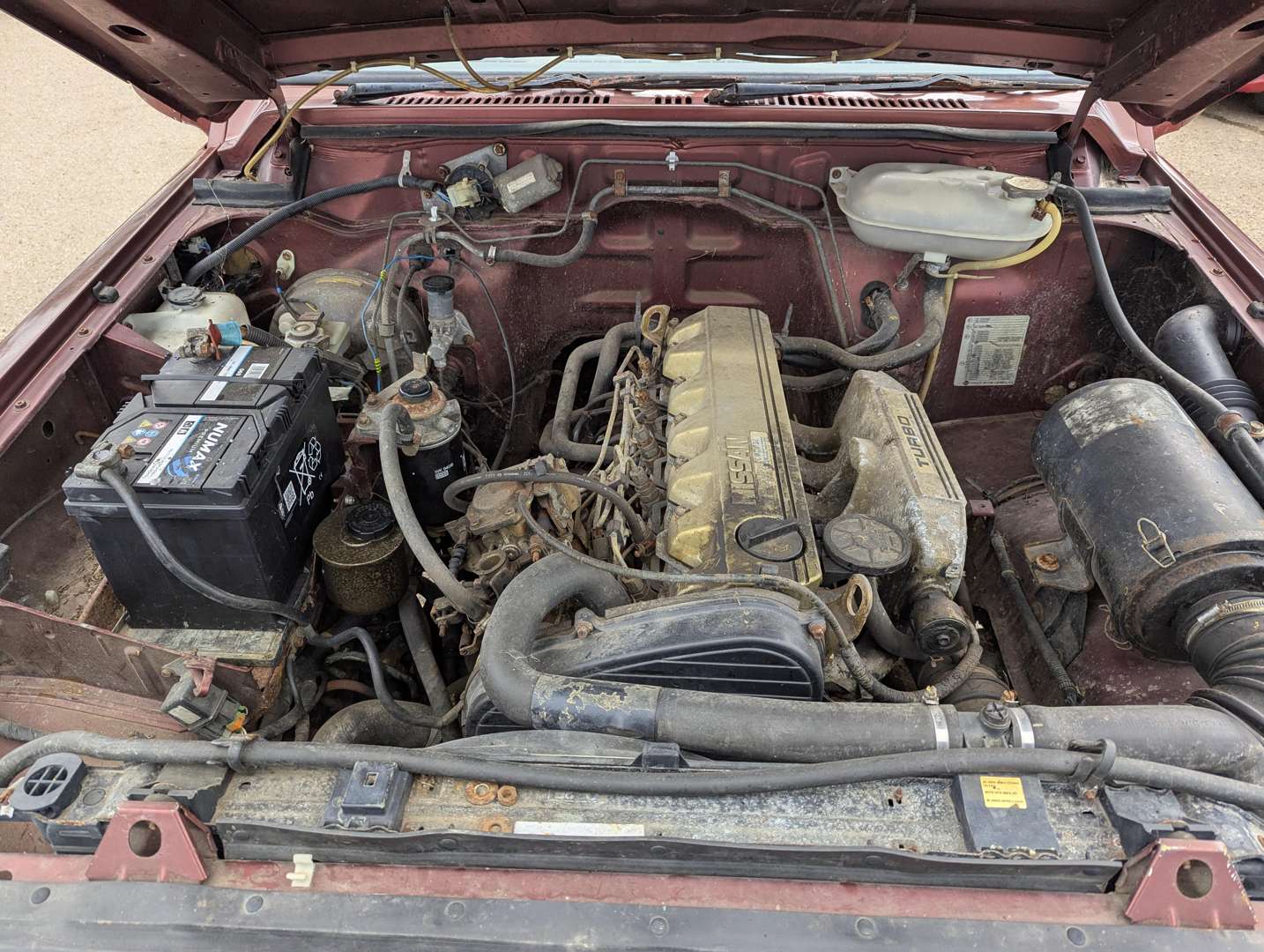 <p>1992 NISSAN PATROL HT DIESEL</p>
