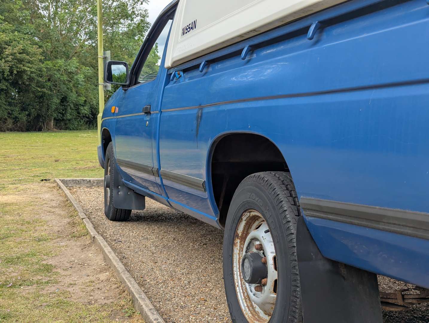 <p>1996 NISSAN NAVARA 1-TON PICK-UP</p>