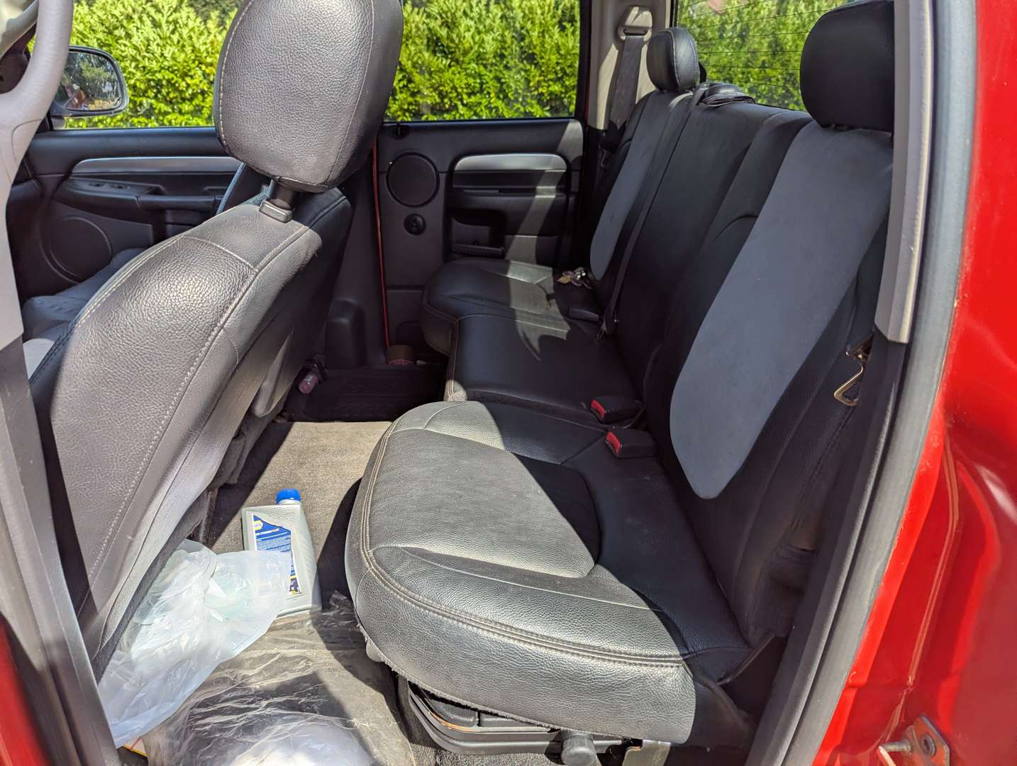 <p>2004 DODGE RAM 1500 QUAD CAB</p>