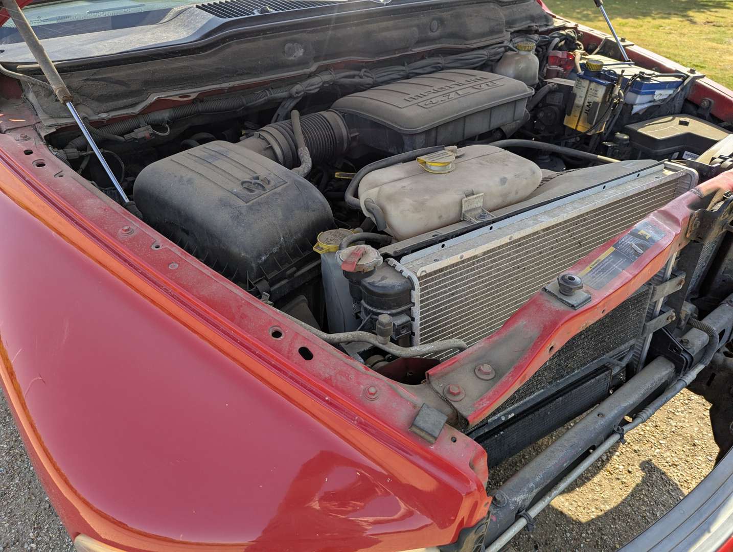 <p>2004 DODGE RAM 1500 QUAD CAB</p>