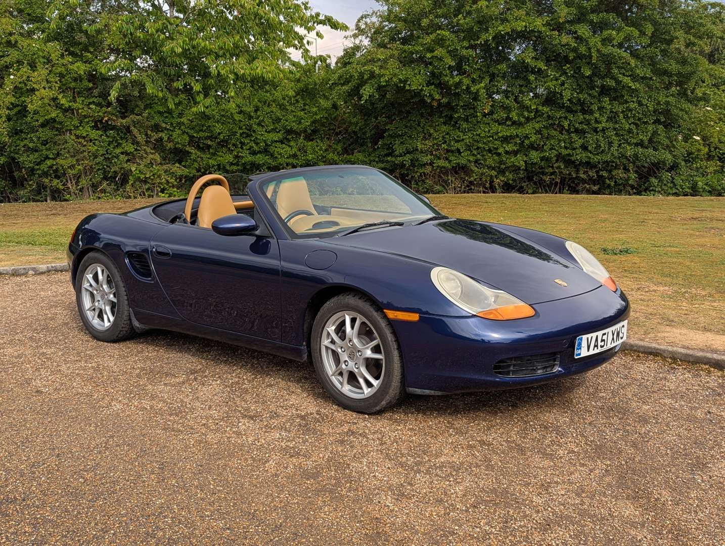 <p>2001 PORSCHE BOXSTER 2.7</p>