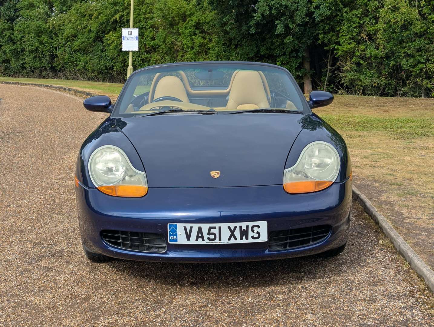 <p>2001 PORSCHE BOXSTER 2.7</p>