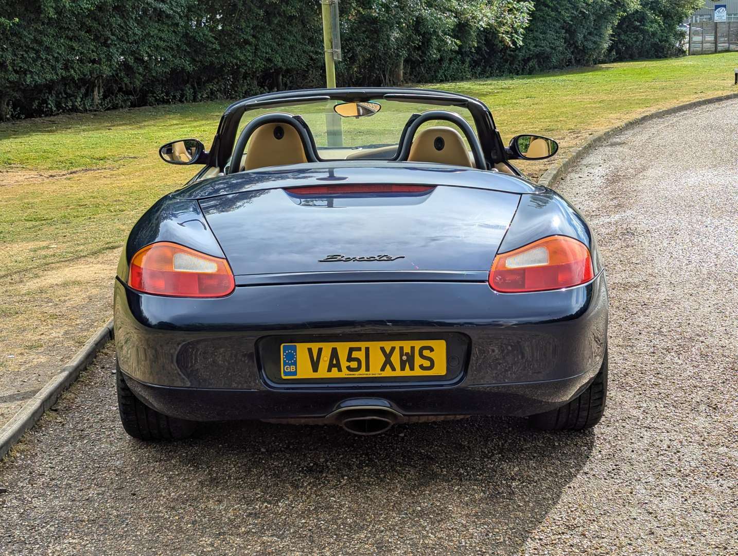 <p>2001 PORSCHE BOXSTER 2.7</p>